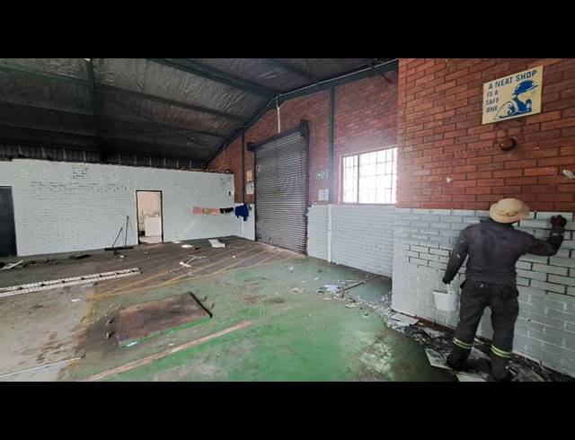 INDUSTRIAL FOR SALE IN ALTON